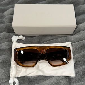 DEZI Brown Sunglasses